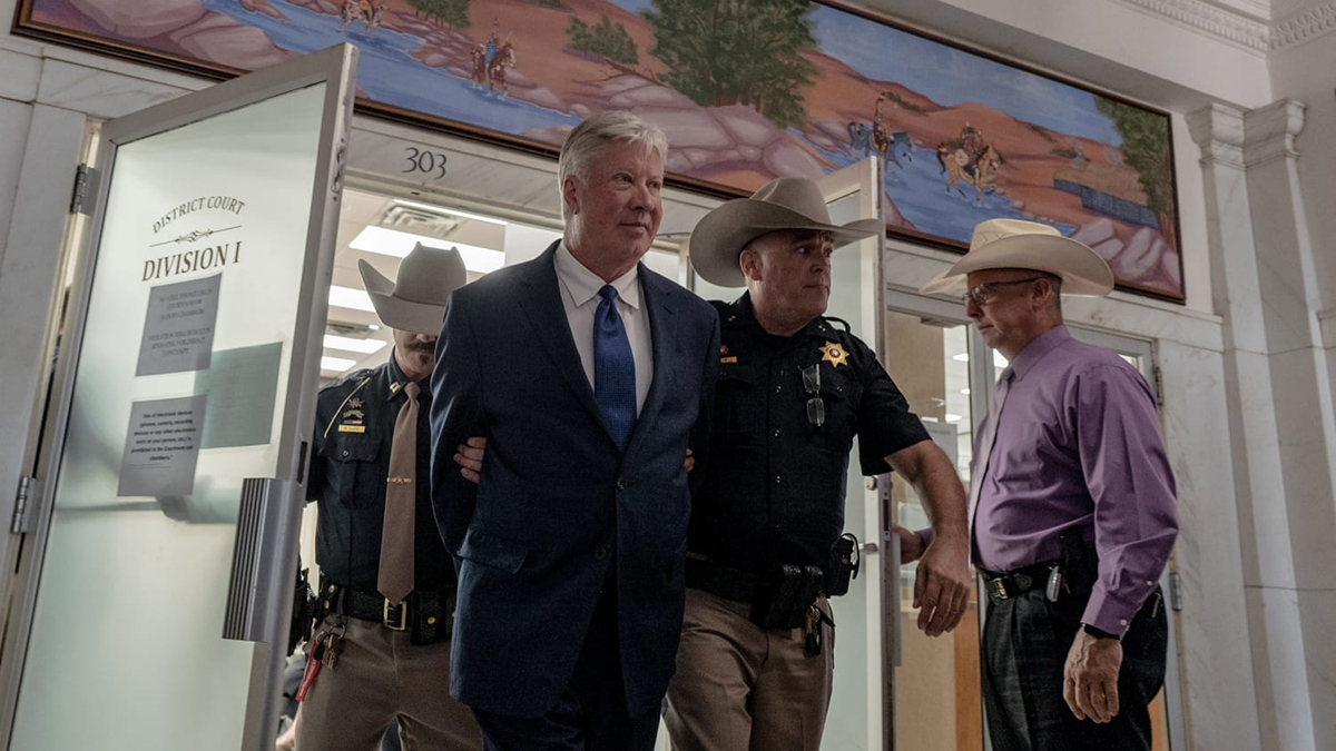 Robert Morris, Texas megachurch pastor, pleads guilty to sexually abusing a child