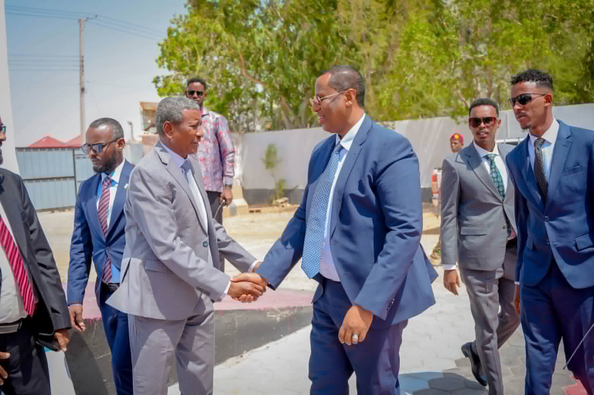 Ilyaas Lugatoor oo Garoowe Kaga Qaybgalay Maalinta Dhallinyarada SAWIRO