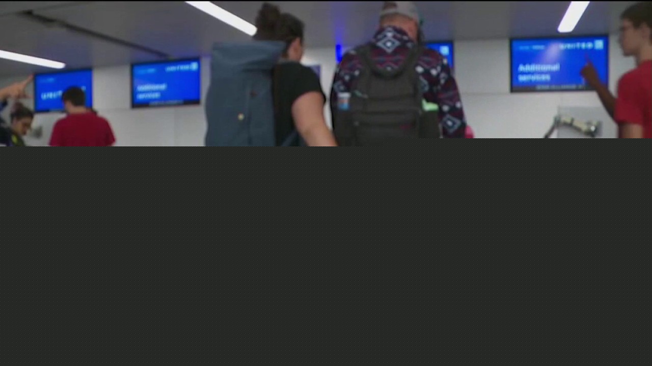 United Airlines investigating worker who threatened to call ICE on passenger at SFO