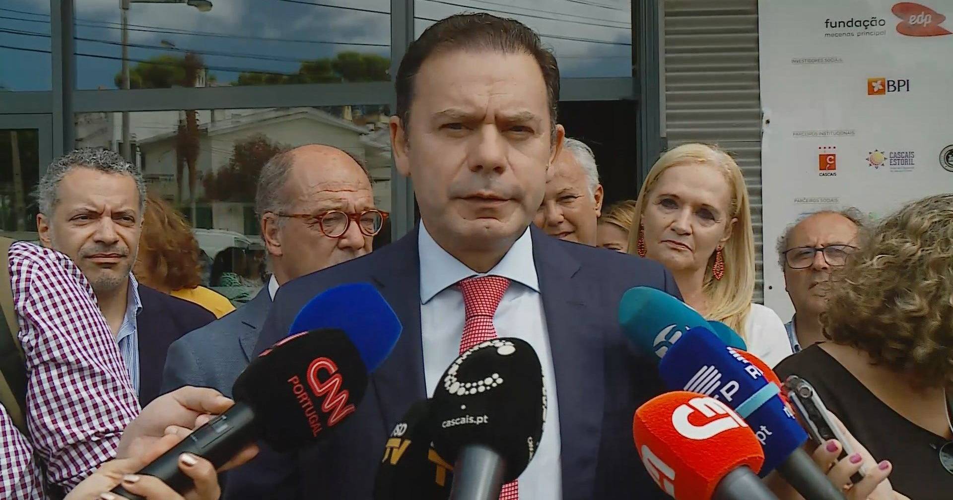 Primeiro-ministro concentrado “num restabelecimento rápido da normalidade”