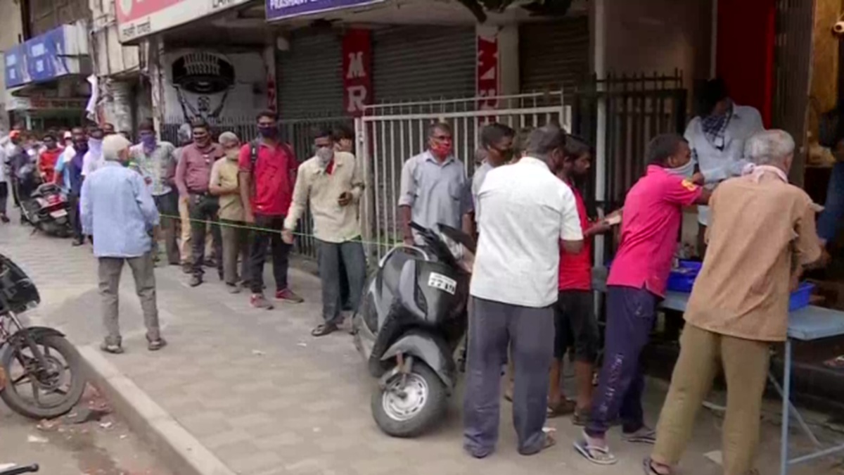 Maharashtra shops, hotels and establishments to stay open 24x7