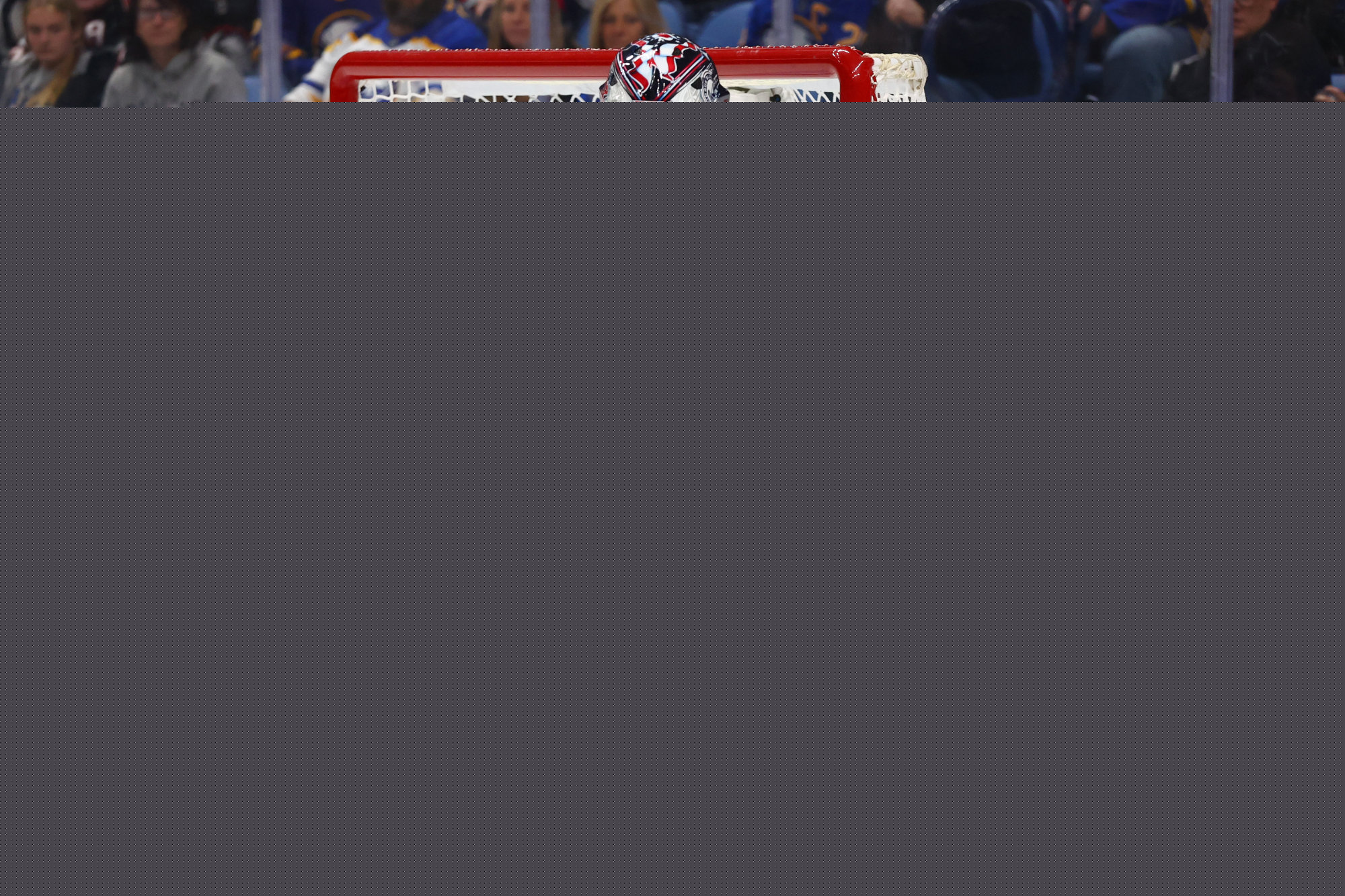 Blue Jackets sign Jet Greaves to new deal