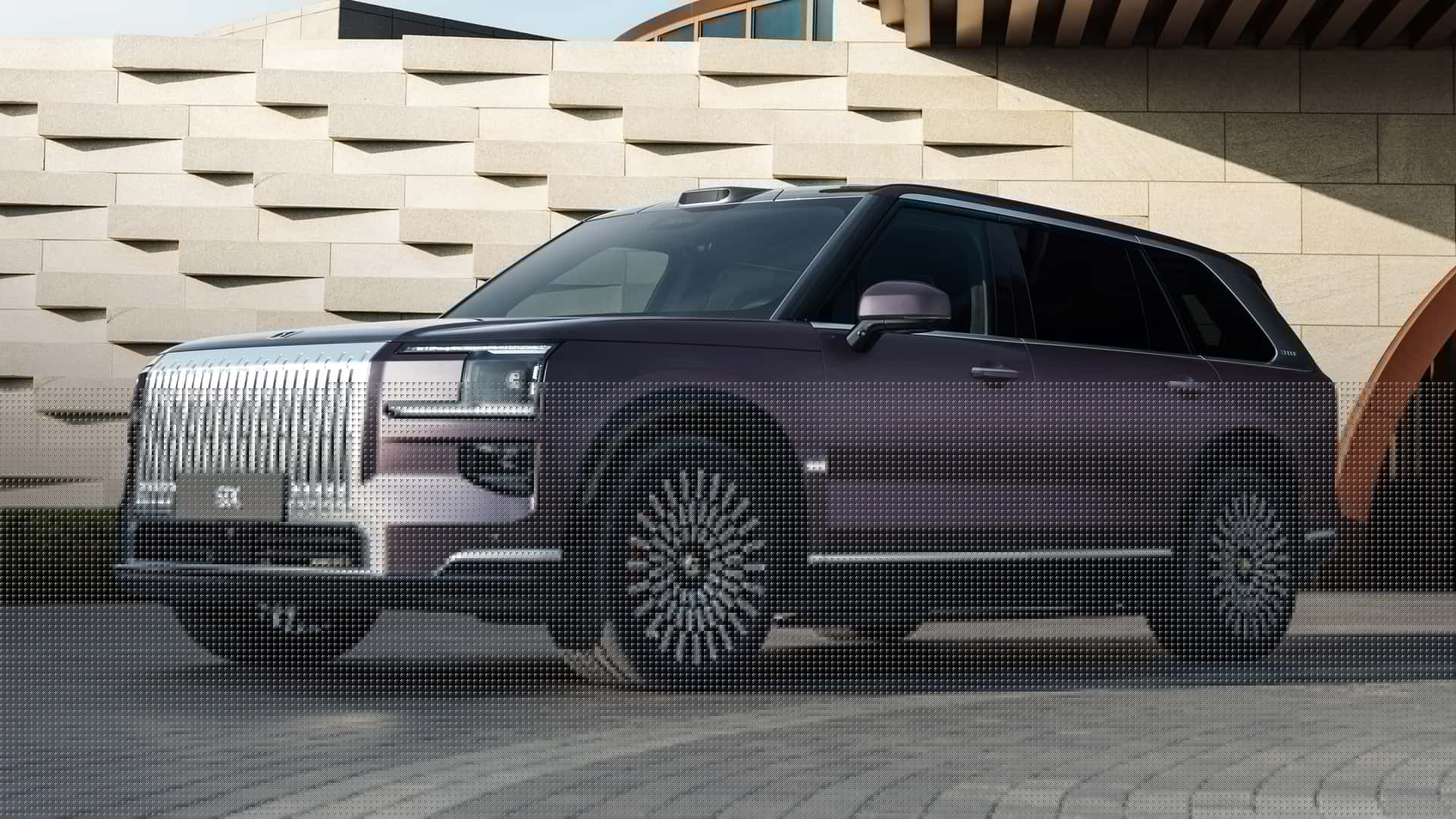 China's Newest Luxury SUV Is Built To Beat The Germans