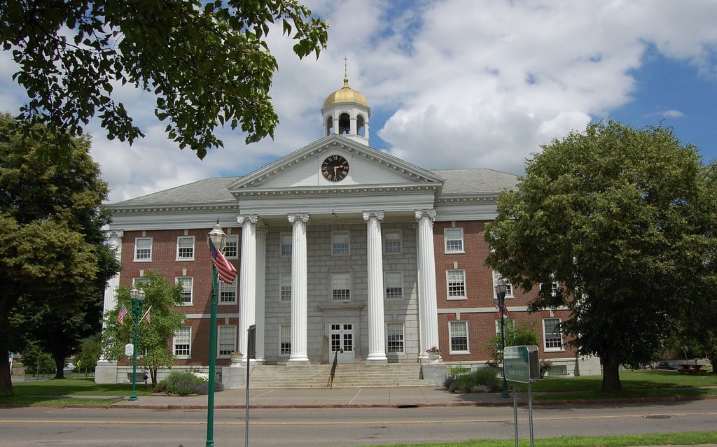 Auburn awarded $300K in state grants for police and fire vehicles
