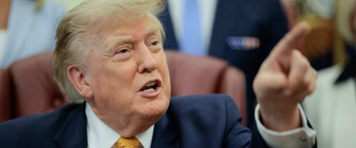 Donald Trump : "Ils sont en train de faire trop d'argent"... Le président américain s'attaque aux compagnies pétrolières après leurs bénéfices records
