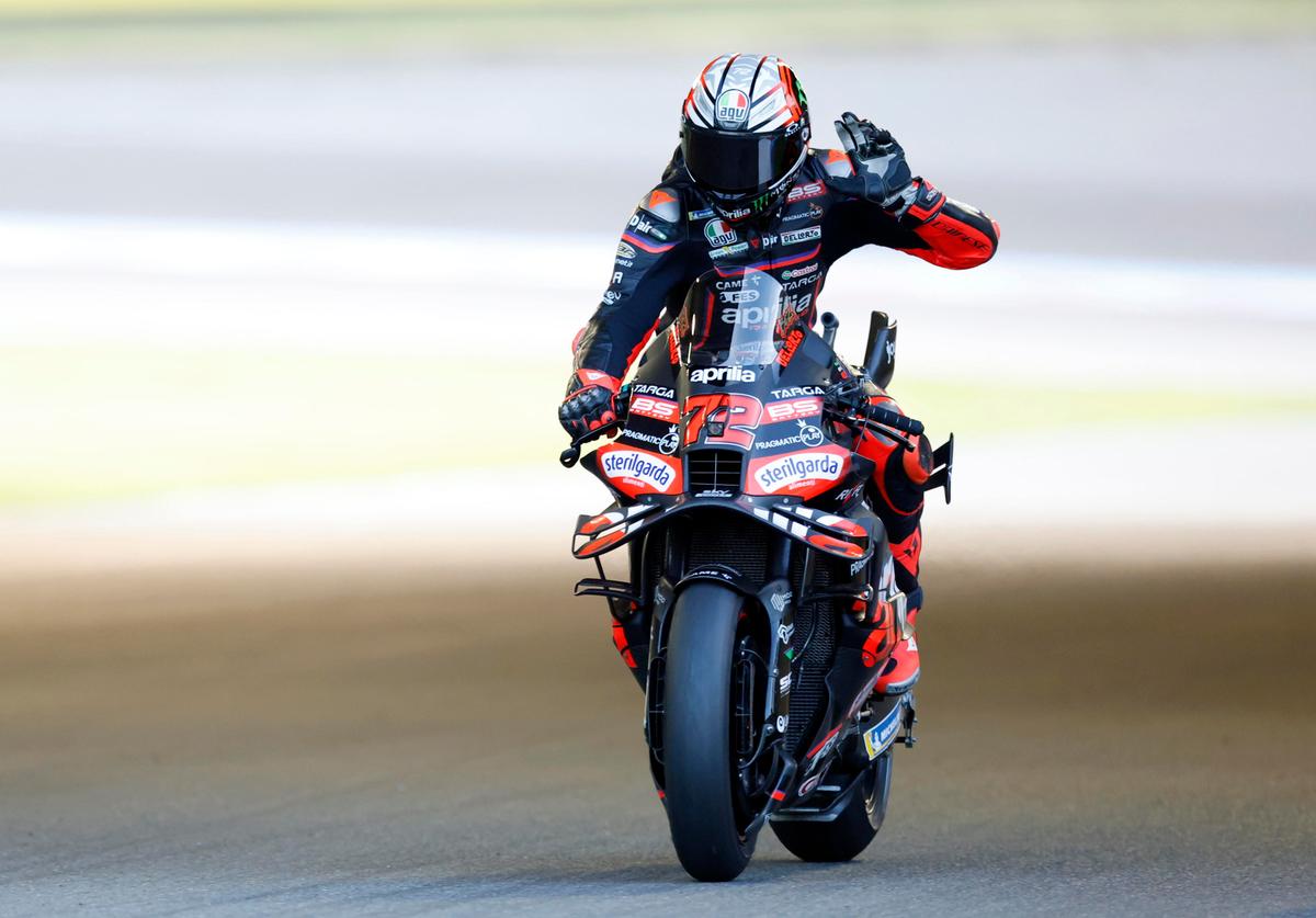 Moto gp Indonesia, Bezzecchi show: è lui il favorito per la gara. Ancora crisi Bagnaia