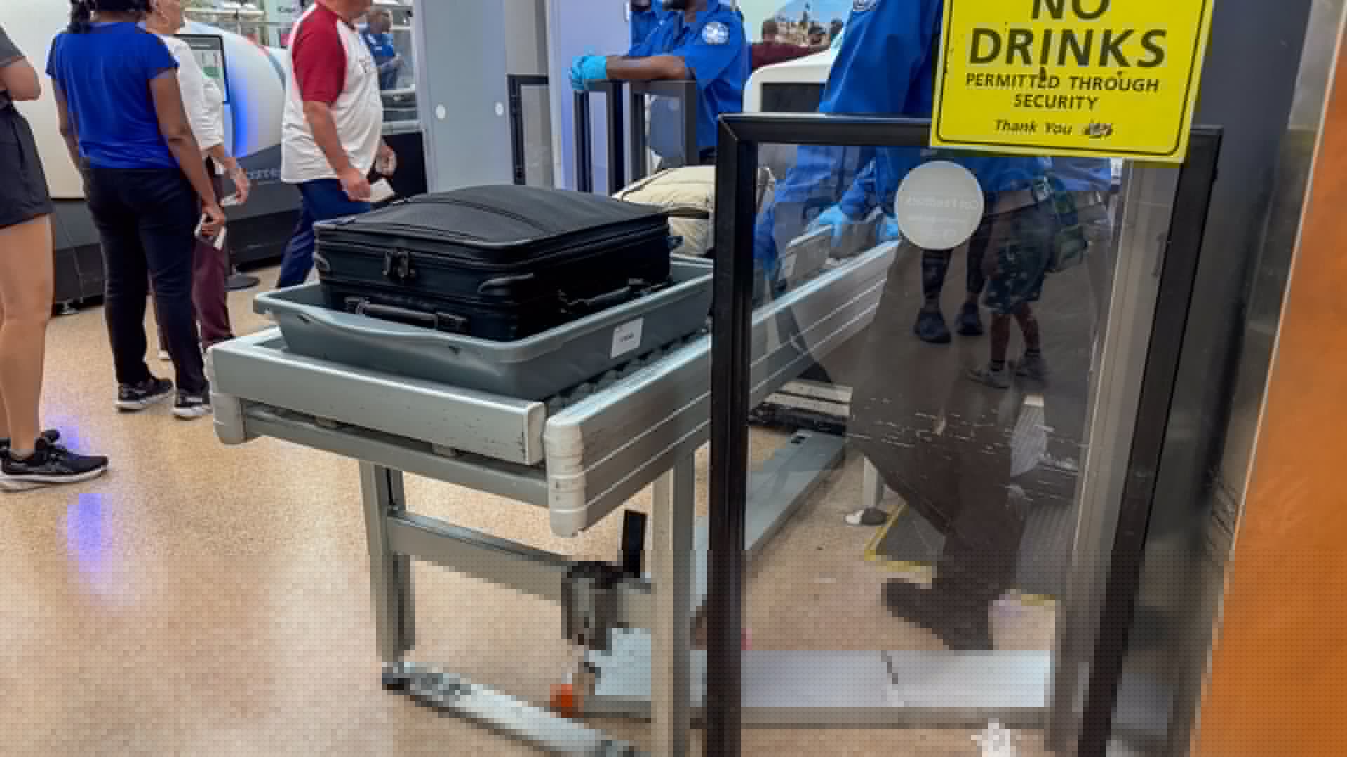 TSA confirms it can fine flyers $17,000 if they pack certain smart phone in their bags
