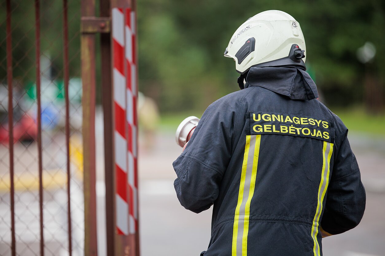 Rūdiškėse dėl dujų nuotėkio sukelto sprogimo moteris patyrė daugybinius nudegimus