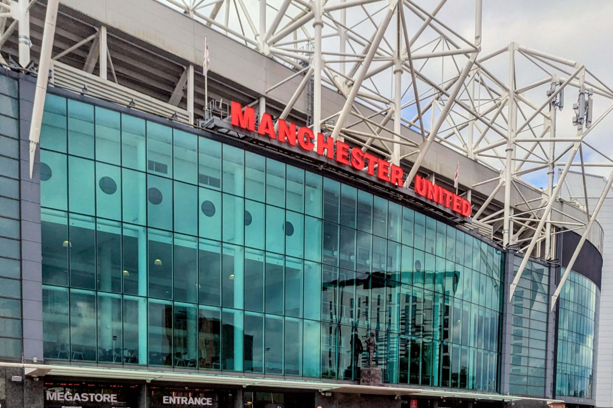 New data reveals 7% of Manchester United season ticket holders live outside the UK