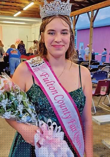 Skye Rosenberry Crowned Fulton County Fair Queen