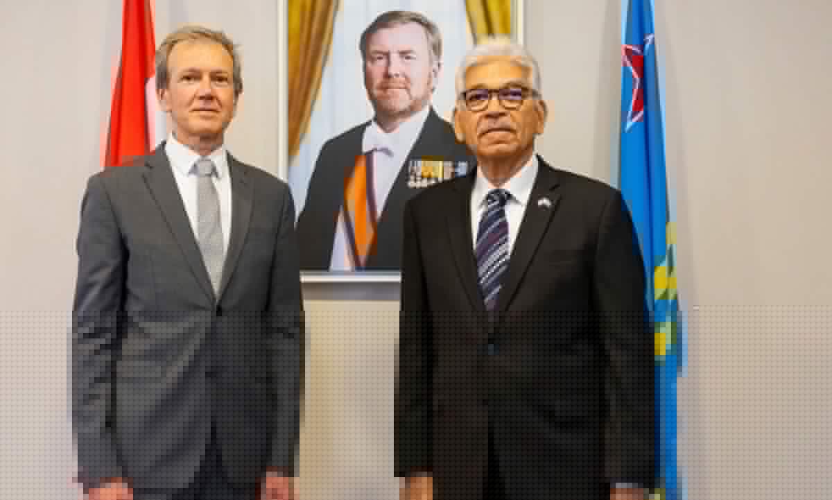 Dialuna atardi dia 27 di juli 2026 Gobernador interino di Aruba, S.E. Agustin Vrolijk, a huramenta señor mr. Willem J.A.M. van Brussel como hues na Corte Comun di Husticia di Aruba, Corsou, St. Maarten y di Bonaire, Sint Eustatius y Saba.