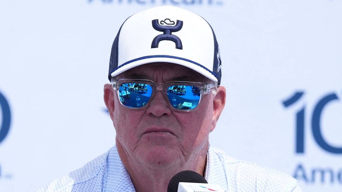 Cowboys' Stephen Jones inadvertently hinted a pass rush move could be coming