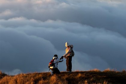 ‘Unreal’: Mt. Pulag hiker shares story behind viral proposal photo she captured