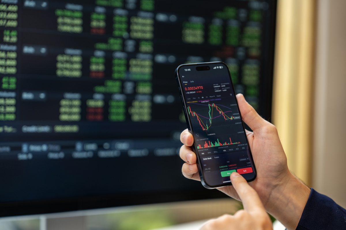 Robinhood offers crypto asset tied to FCA warning list