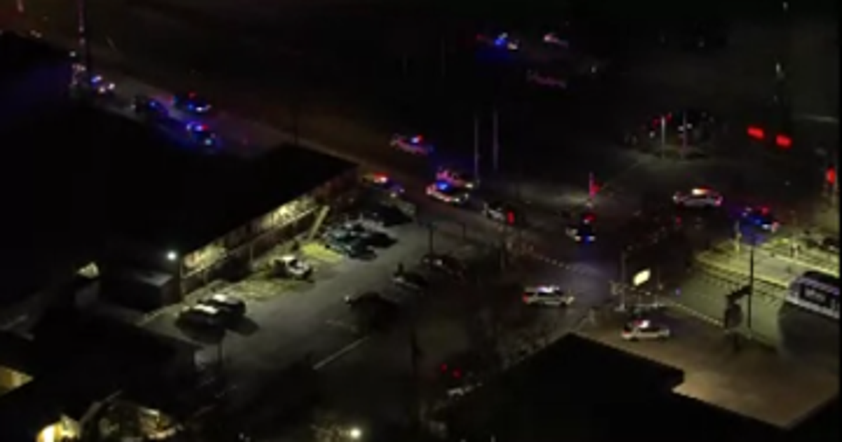 Harris County deputy stabbed, suspect killed at north Houston METRORail station, officials say