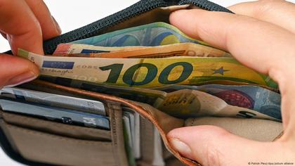 German fears: Rising cost of living tops list of concerns