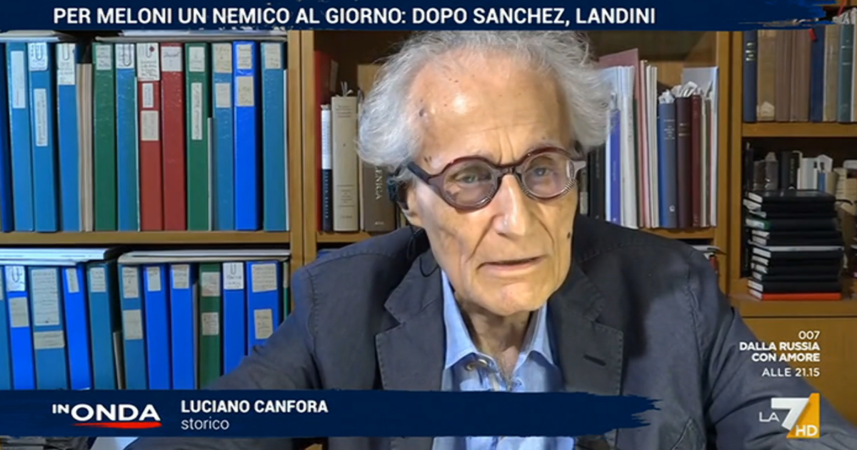 “Hanno i nervi a pezzi, con la scissione da Vannacci hanno perso la bussola e inventano insulti attribuendoli a chi non li ha compiuti”. Così Canfora su Meloni e Fdi per il caso Marcinelle. Su La7