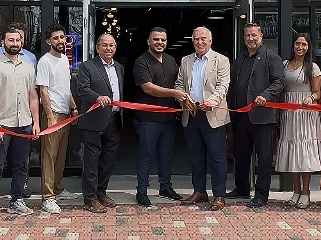 Imperial Barbershop officially opens in Downtown District