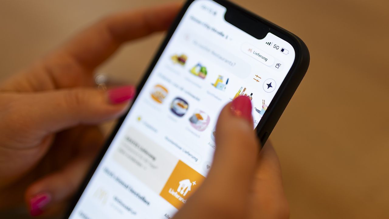 Lieferando bringt KI-Sprachassistenten nach Österreich