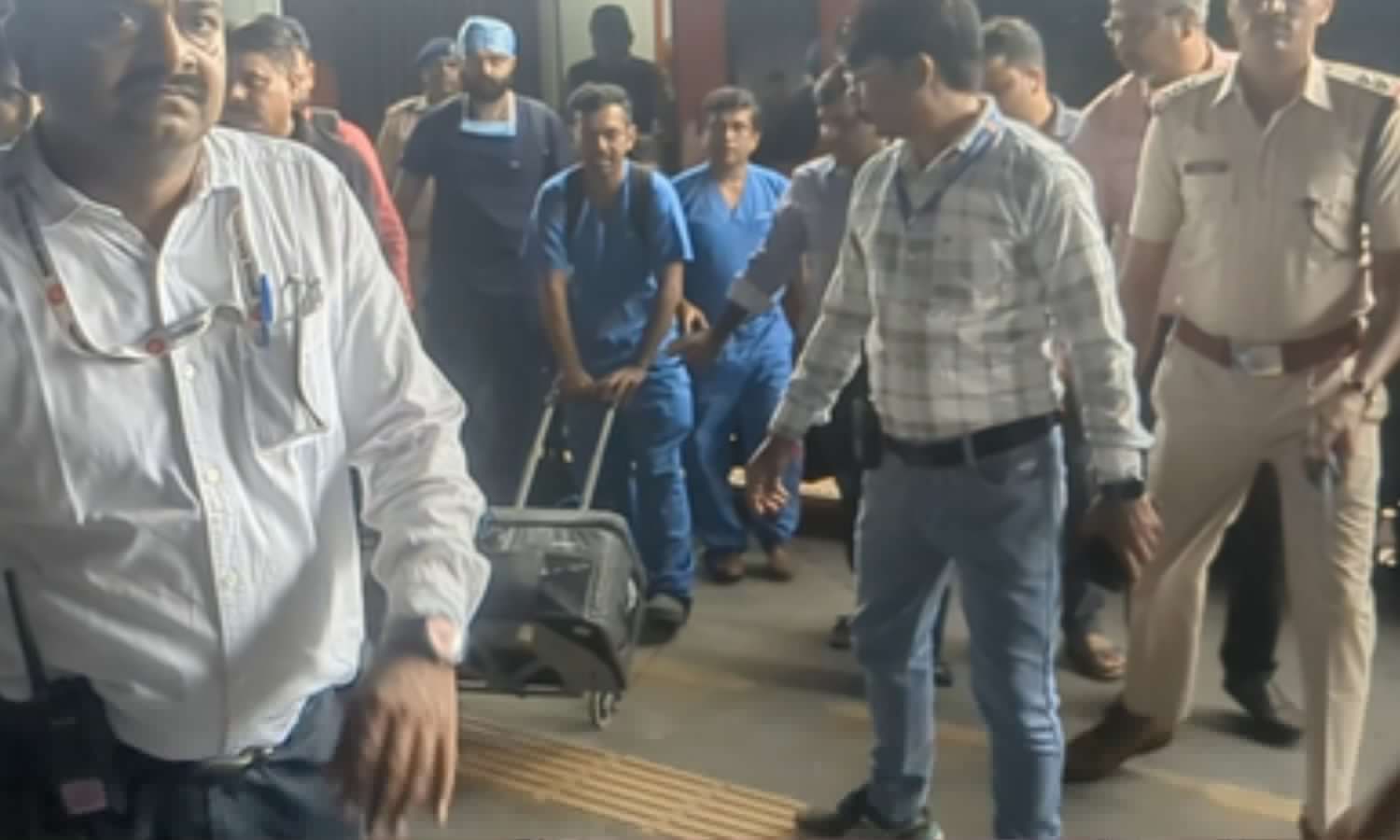 गुजरात: 2 दिन में दूसरी बार प्रत्यारोपण के लिए वंदे भारत एक्सप्रेस ट्रेन से अहमदाबाद पहुंचा हार्ट