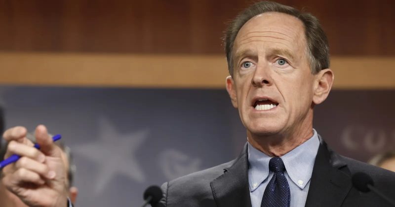 Pat Toomey urges regulators to avoid bank-style rules for stablecoins as CLARITY Act heads to Senate floor
