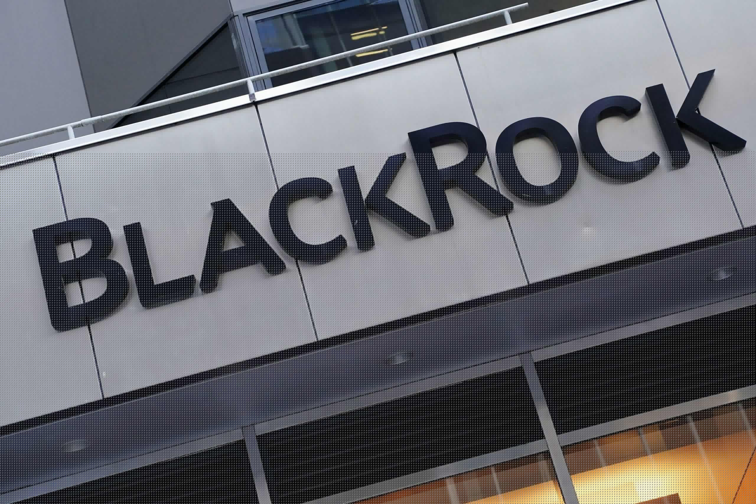 BlackRock: Η πώληση ευρώ από τις ΗΠΑ για τη στήριξη του γιεν εντείνει τον γεωπολιτικό κίνδυνο