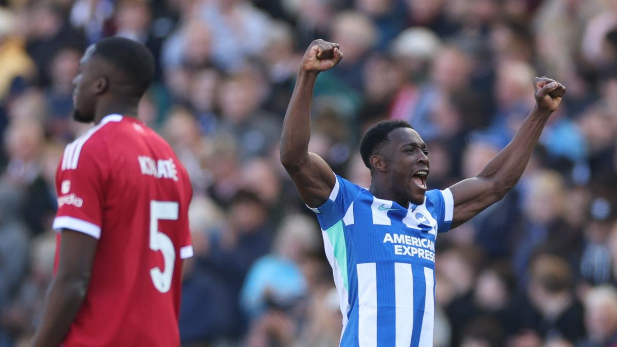 Rio Ferdinand Minta Danny Welbeck Tolak Chelsea dan Pulang ke Manchester United