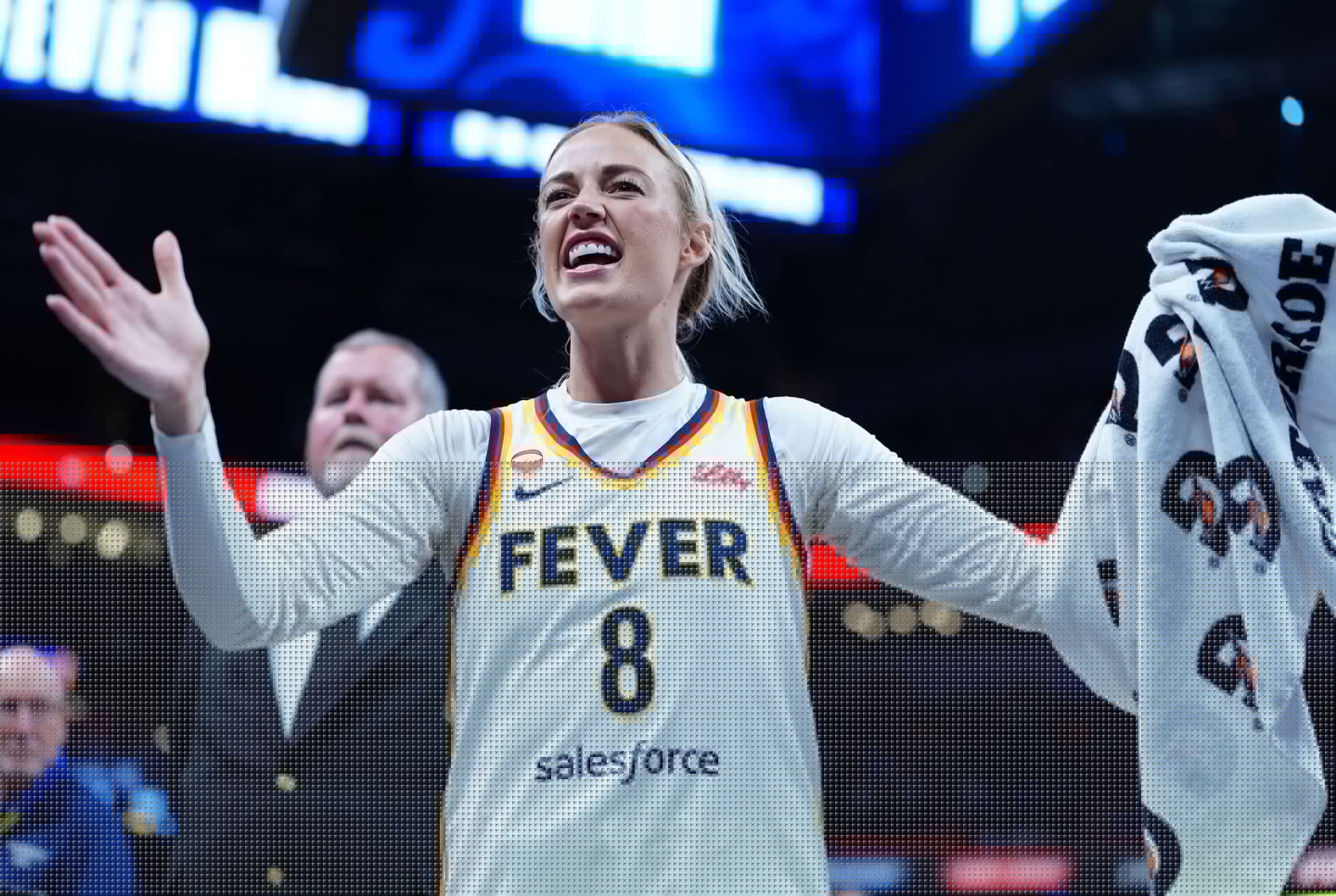 "Kids Are The Greatest Judge Of Character": Fever Fans React as Sophie Cunningham Signs Autographs For Young Kids Who Break Down in Tears