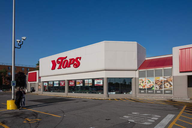 Tops Completes Niagara Falls Remodel, Adding A Pharmacy