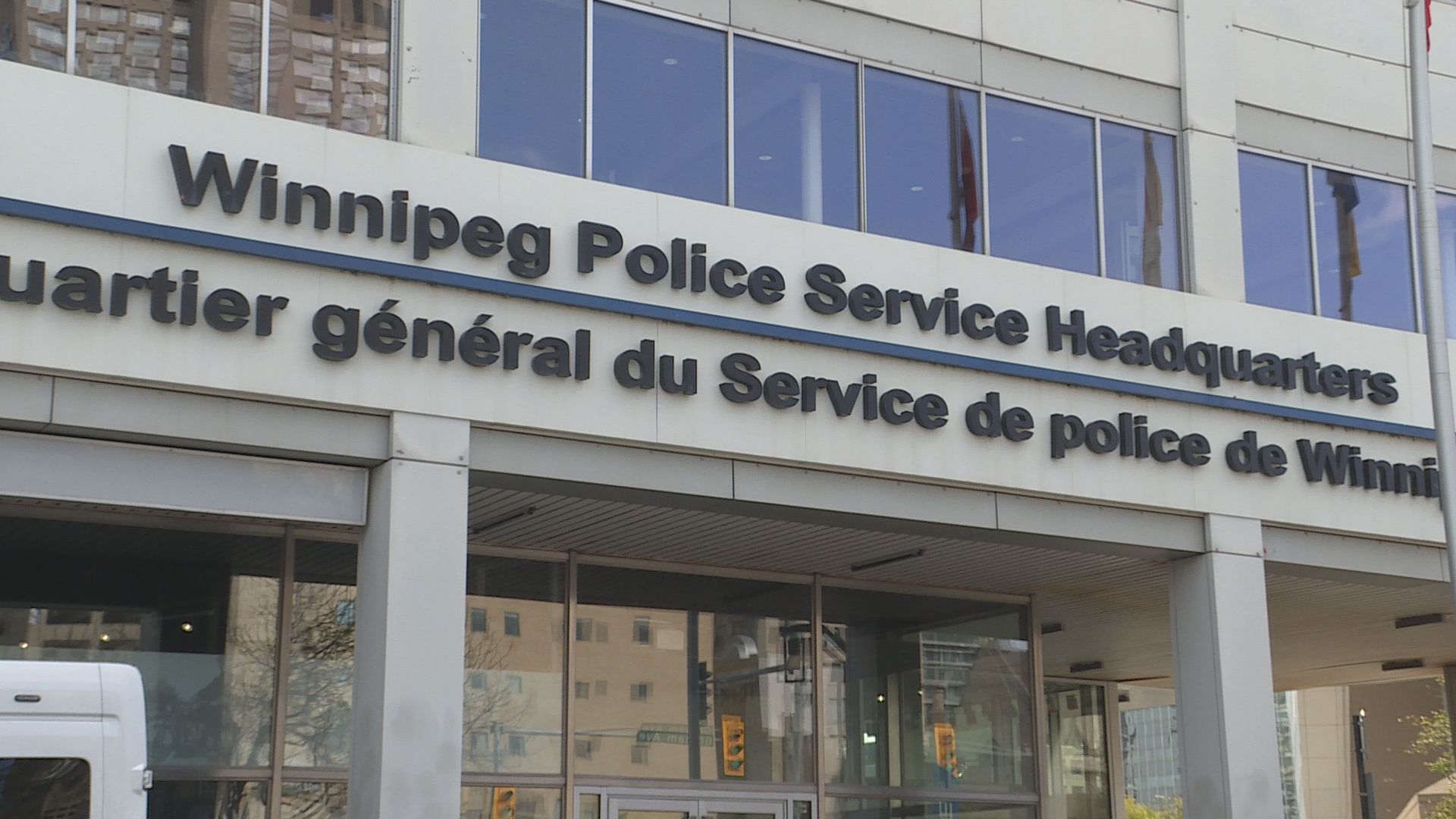 Winnipeg music teacher allegedly sexually assaulted child during private lessons: police