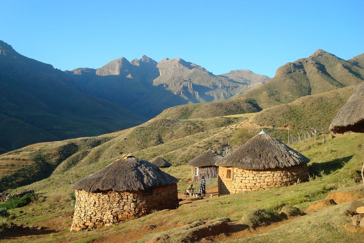 Passport-free crossings? New push to change border rules with Lesotho