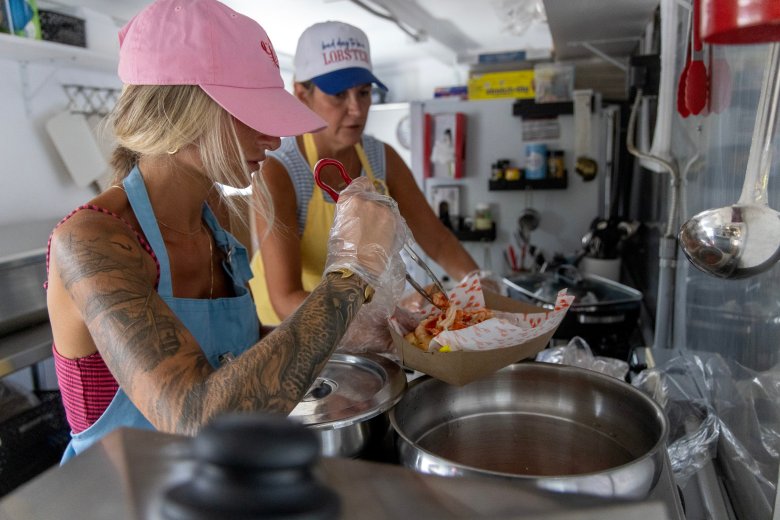 Mother-daughter duo launches Randolph waterfront seafood spot