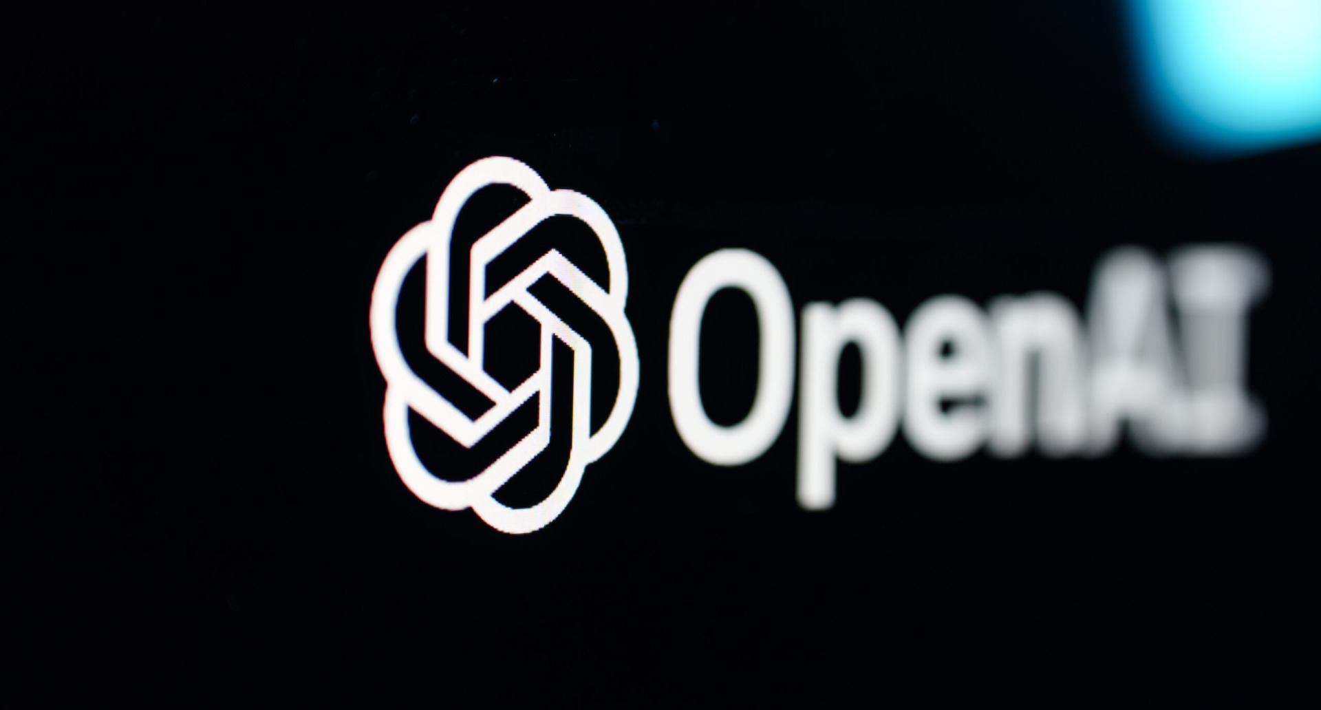 OpenAI suspendă temporar o parte din activitățile proiectului de AI Astra din motive de securitate