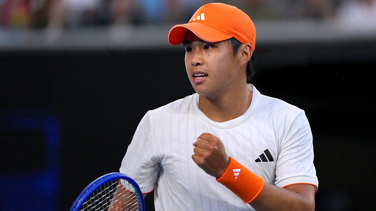 Learner Tien shuts down Trump question at Australian Open amid political grilling of American players