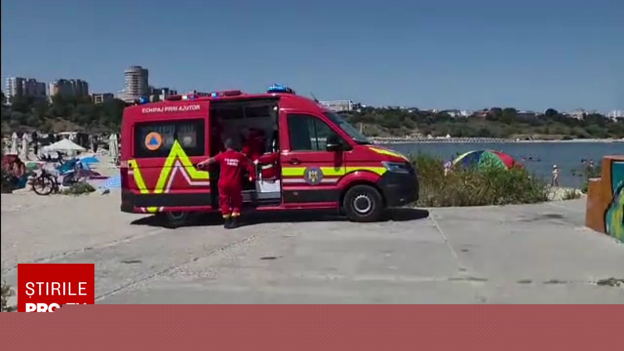Un tânăr de 23 de ani a leșinat în mare, după ce ar fi consumat alcool. A fost salvat la limită