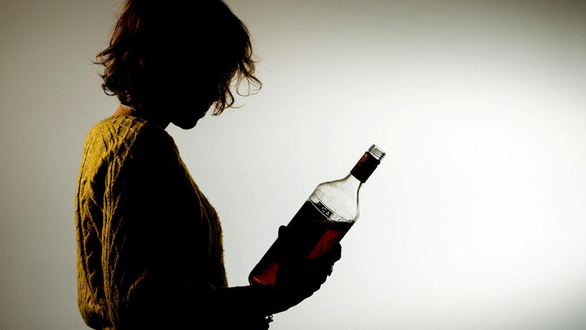 Heavy drinkers more likely to buy alcohol-free and low-alcohol drinks
