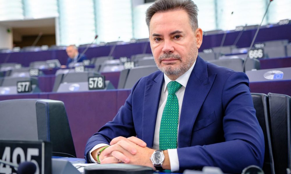 Gheorghe Falcă, la reuniunea Grupului PPE privind afacerile externe: Trăim un timp marcat de război real și război hibrid, iar apărarea și securitatea Europei sunt priorități absolute