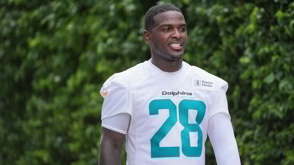 Dolphins' De'Von Achane Named to NFL Top 100, Check Out the Updated 2026 Rankings