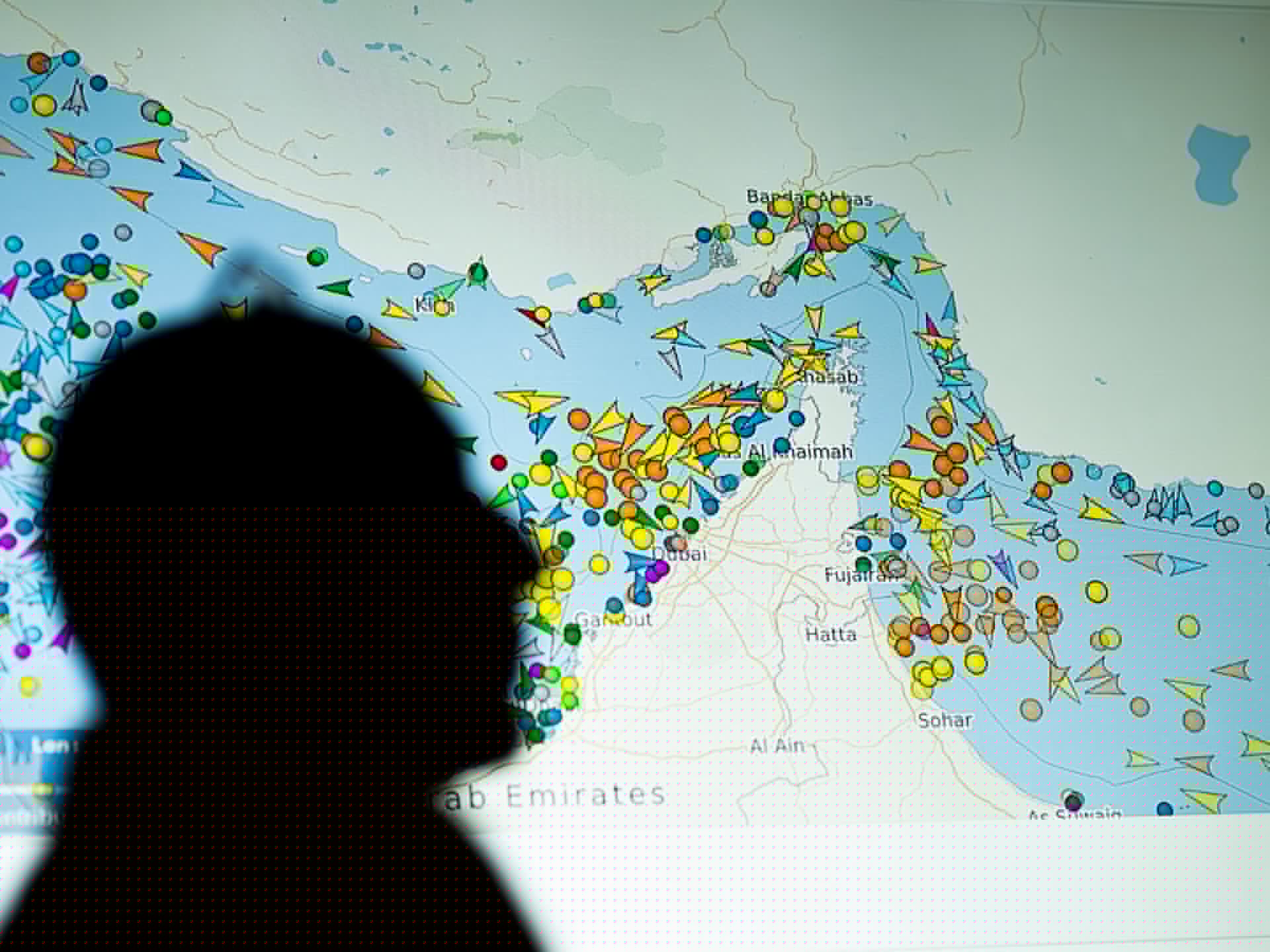 Iran and Oman exchange proposals to manage Strait of Hormuz