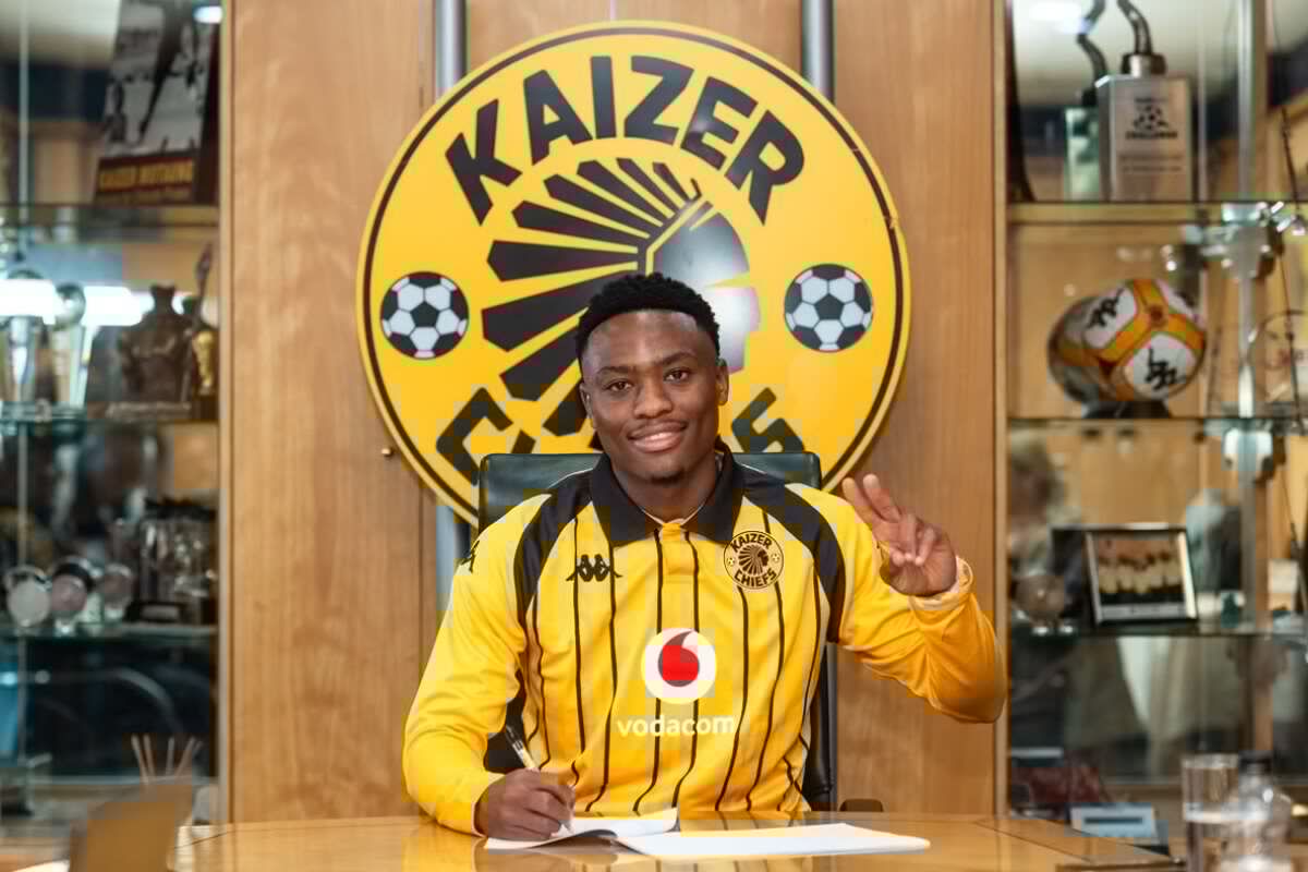 Official: Kaizer Chiefs announce 5th signing