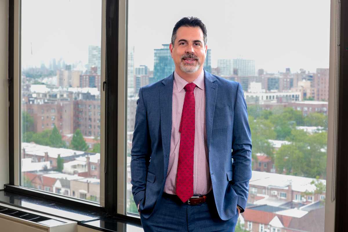 LIJ Forest Hills Hospital names Christopher Calandrella chief medical officer
