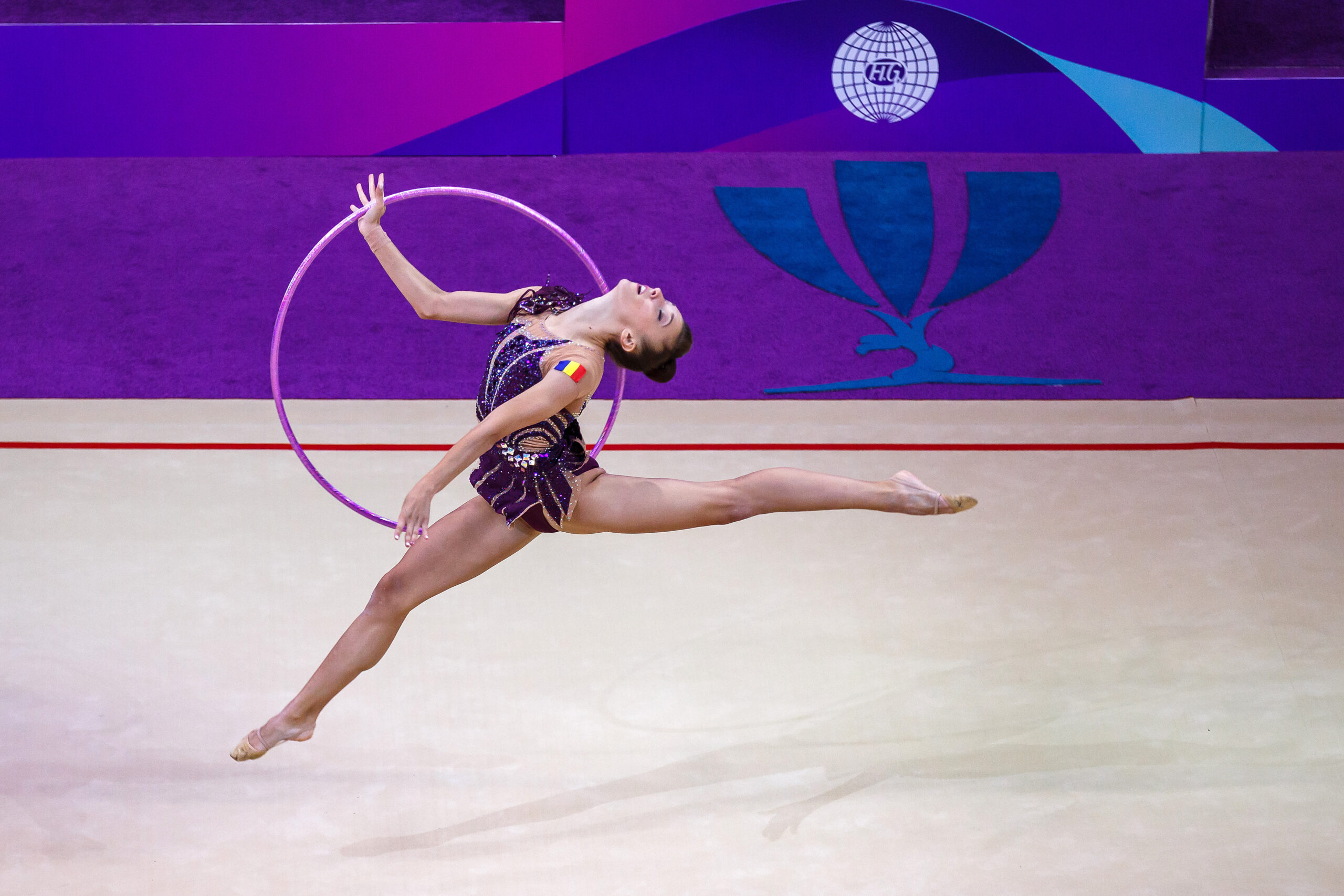 România participă cu două gimnaste și un ansamblu la Campionatele Mondiale de gimnastică ritmică