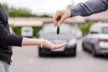 Cómo comprar y vender un auto usado sin riesgos en México