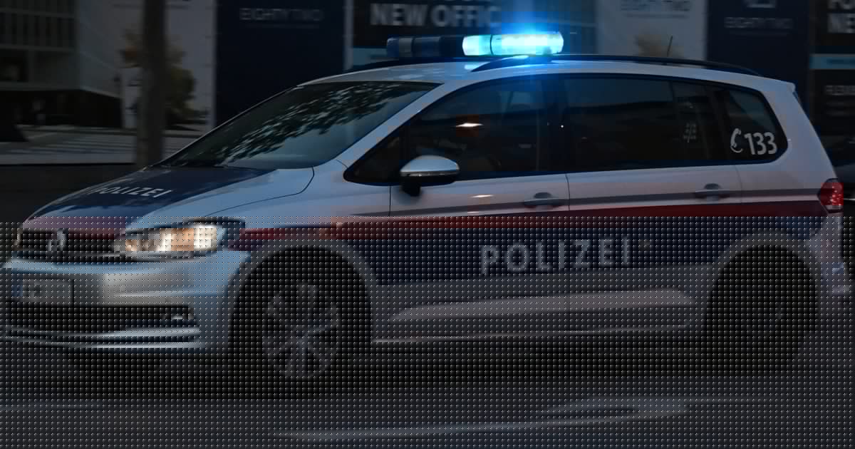 Wurde festgenommen - 20-Jähriger warf Glasflaschen, beleidigte Beamte