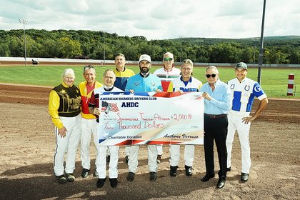 AHDC donates to Standardbred Transition Alliance