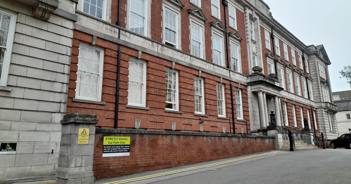Long-time Lincolnshire councillor slams 'chaotic meeting' which saw him kicked out