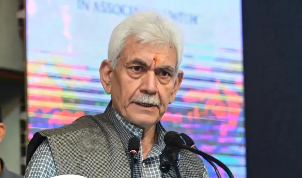 Democracy’s strength lies in leaders committed to public service: LG Sinha