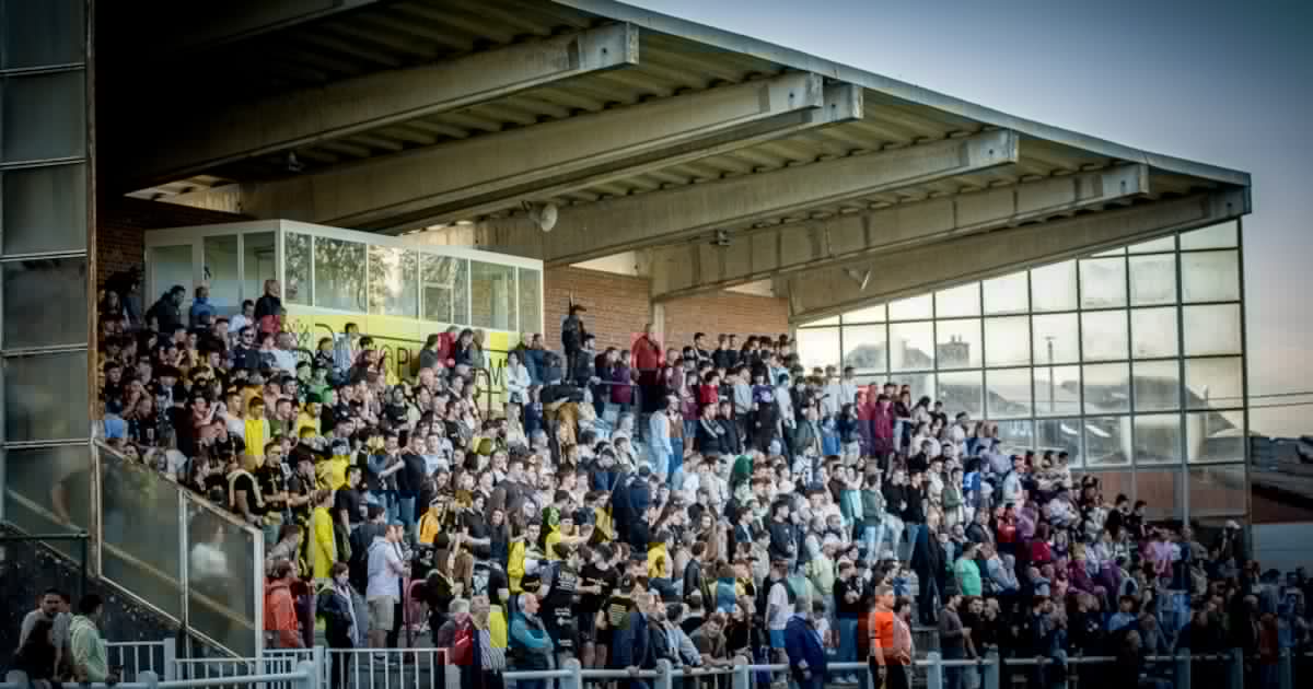 Construire le commissariat à la place du stade des Récollets, une bonne idée ? Une pétition lancée pour le sauver, Lutgen assure que rien n'est décidé