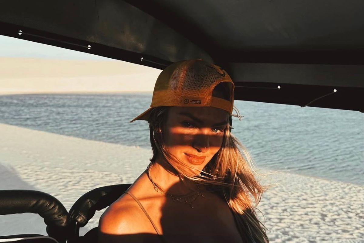 Candice Swanepoel: the SA supermodel taking over summer (Pics)