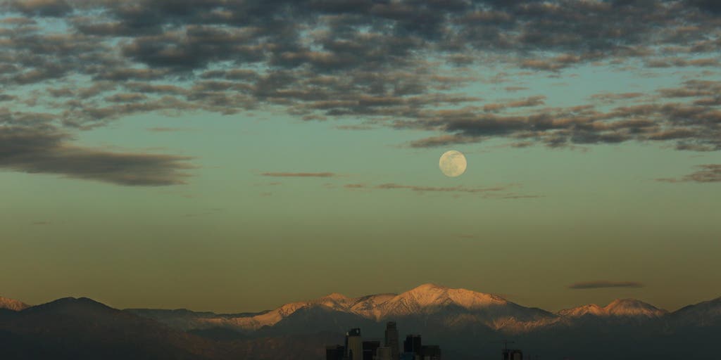 February skywatching guide: Can't miss celestial events